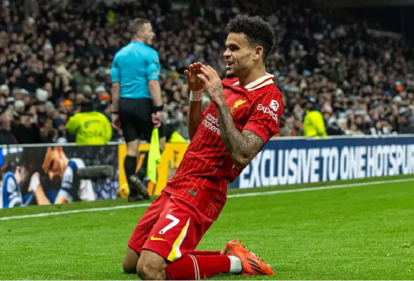 Barcelona tiếp cận Luis Diaz