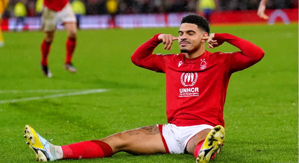 Morgan Gibbs-White thi đấu thành công tại City Ground